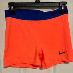 Women’s Never Been Worn Nike Size L Shorts